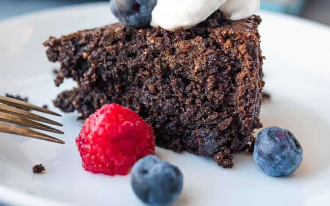 This Might Be The Most Delicious Chocolatey, Fudgy Instant Pot Cake